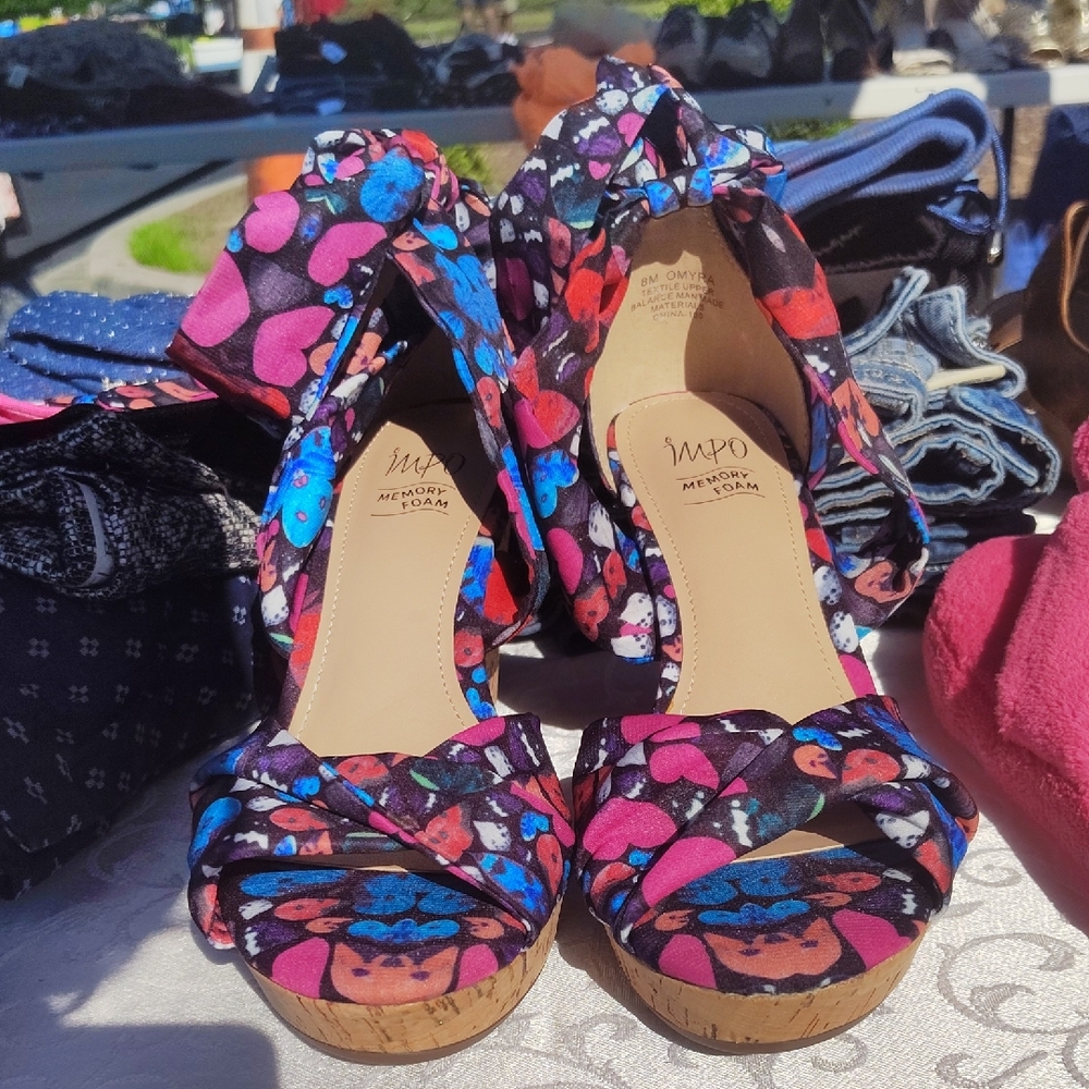 Impo Pink and Blue Platform Sandals Vibrant Floral Design